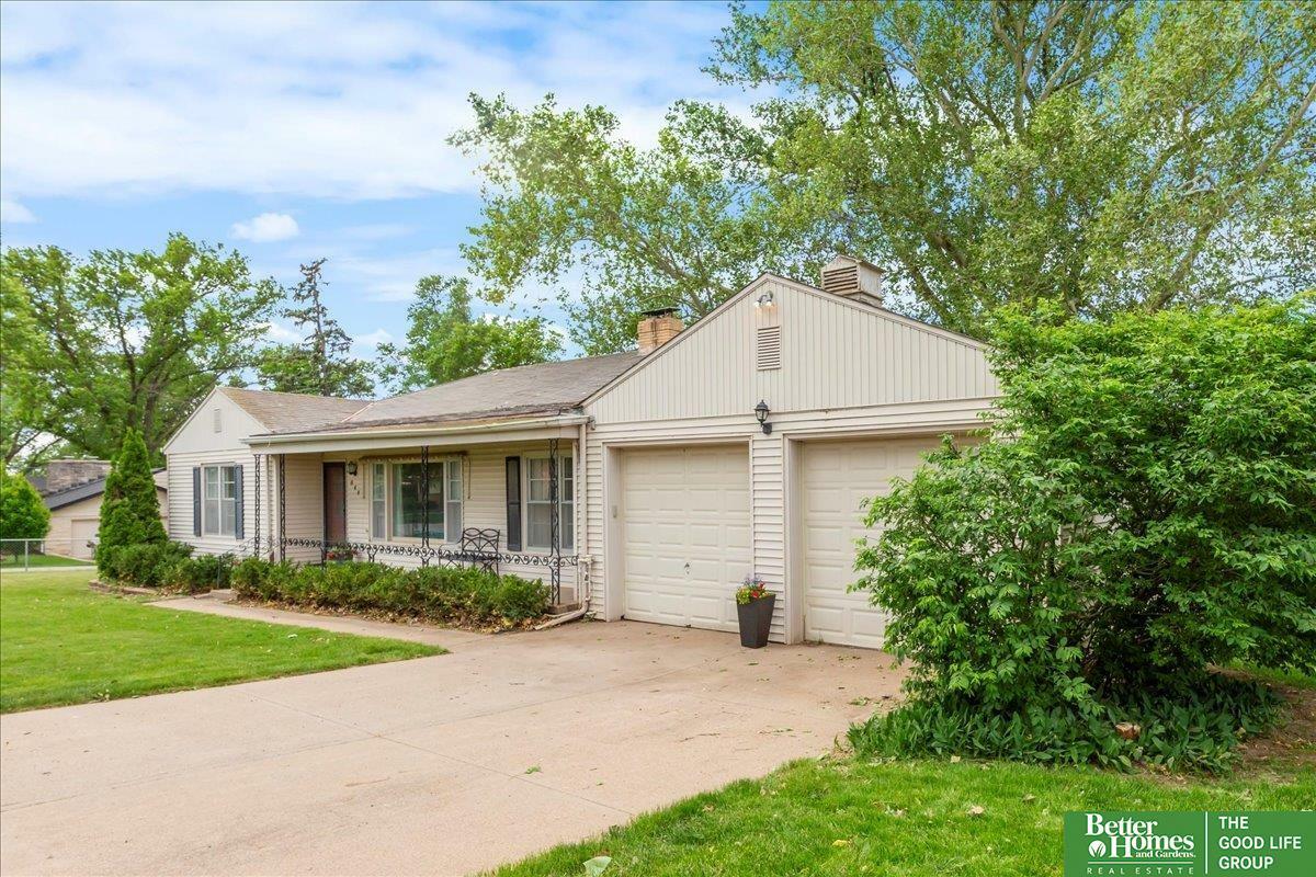 Property Photo: 844 S 88th Street NE 68114