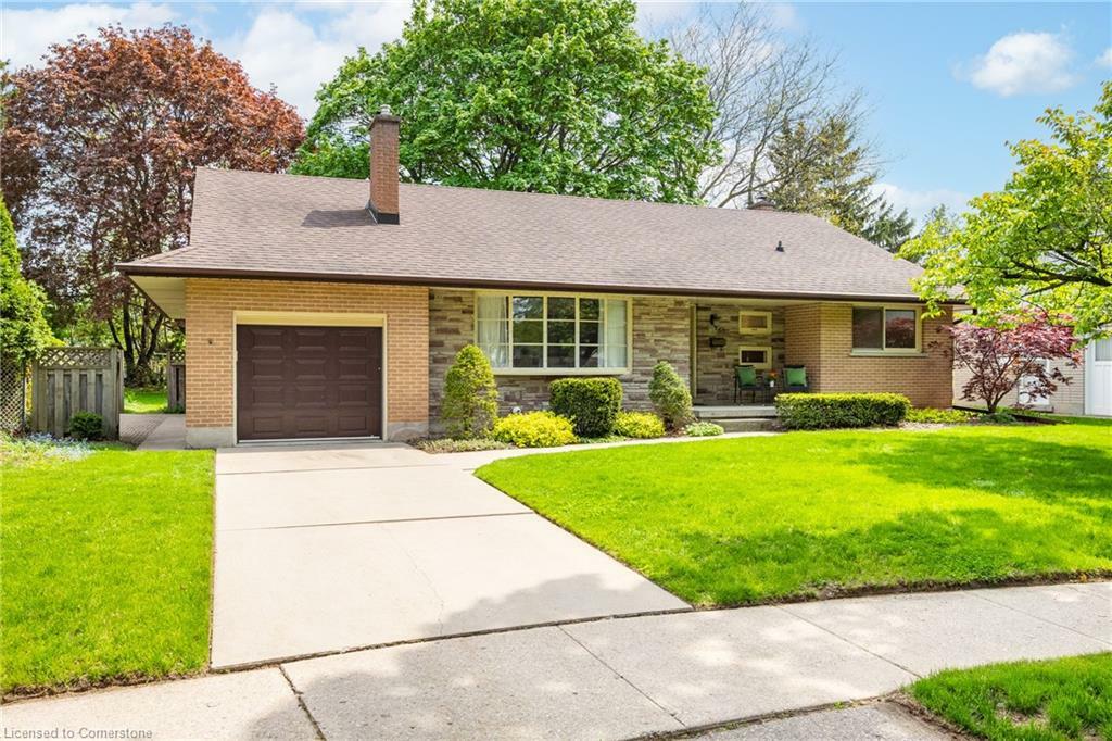 Property Photo: 51 Askin Place ON N2A 1K9