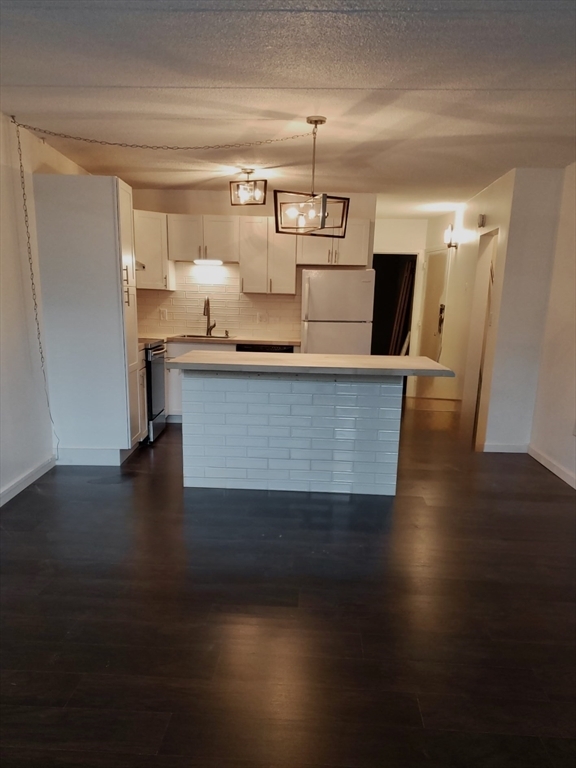 Property Photo: 200 Swanton L22 MA 01890