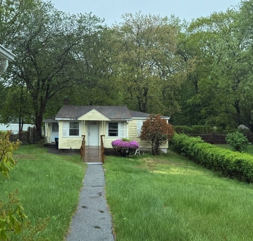 Property Photo:  40 Phillips Ave  MA 01545 
