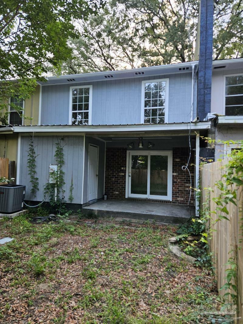 Property Photo: 6303 Harvard Ct FL 32504