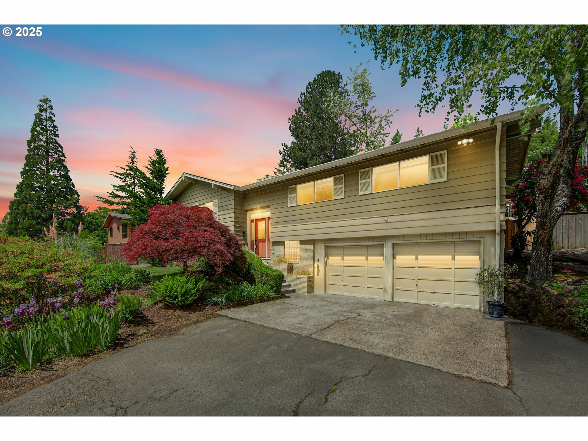 11515 NW Damascus St  Portland OR 97229 photo