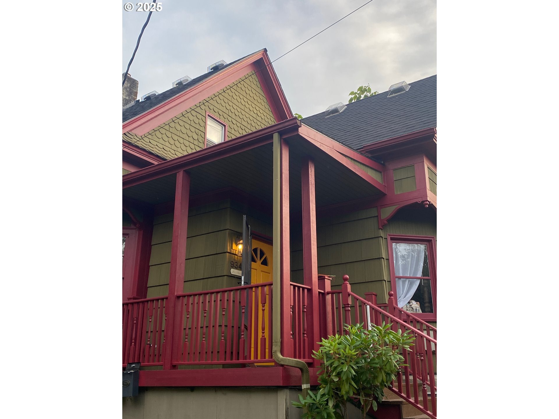 Property Photo: 934 SE Nehalem St OR 97202