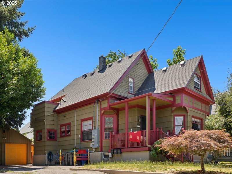 Property Photo: 934 SE Nehalem St OR 97202