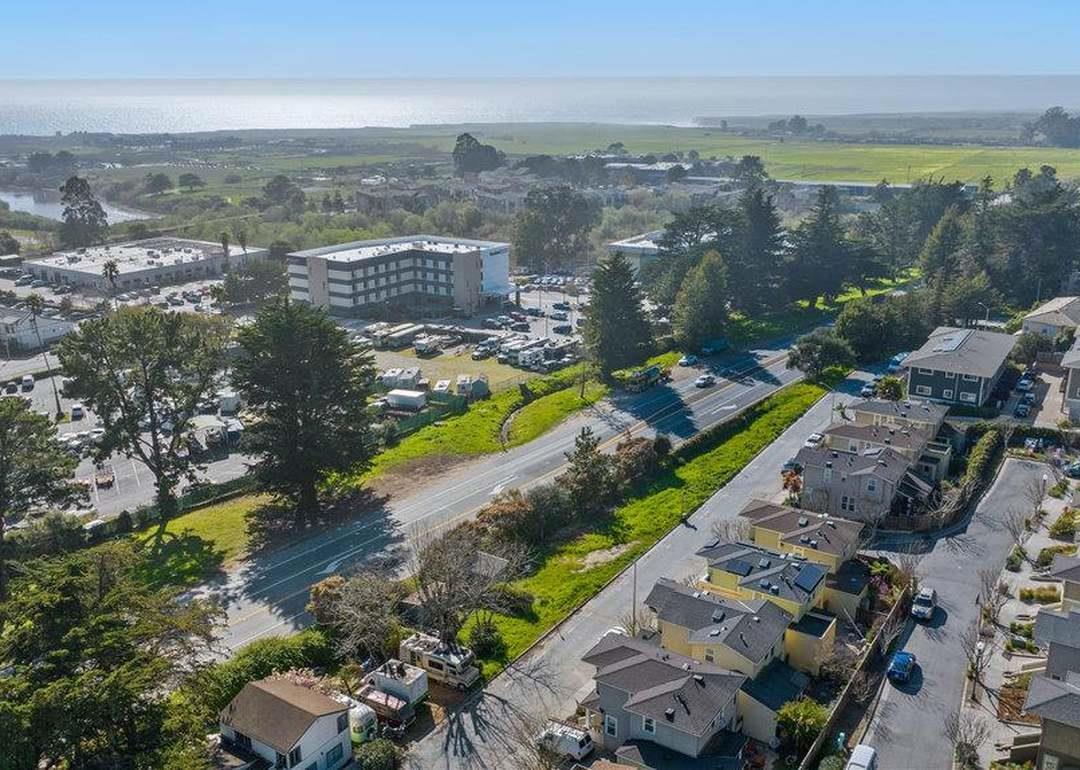Property Photo: 207 Grandview Street CA 95060
