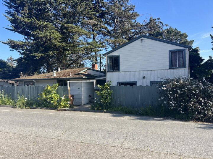 Property Photo:  207 Grandview Street  CA 95060