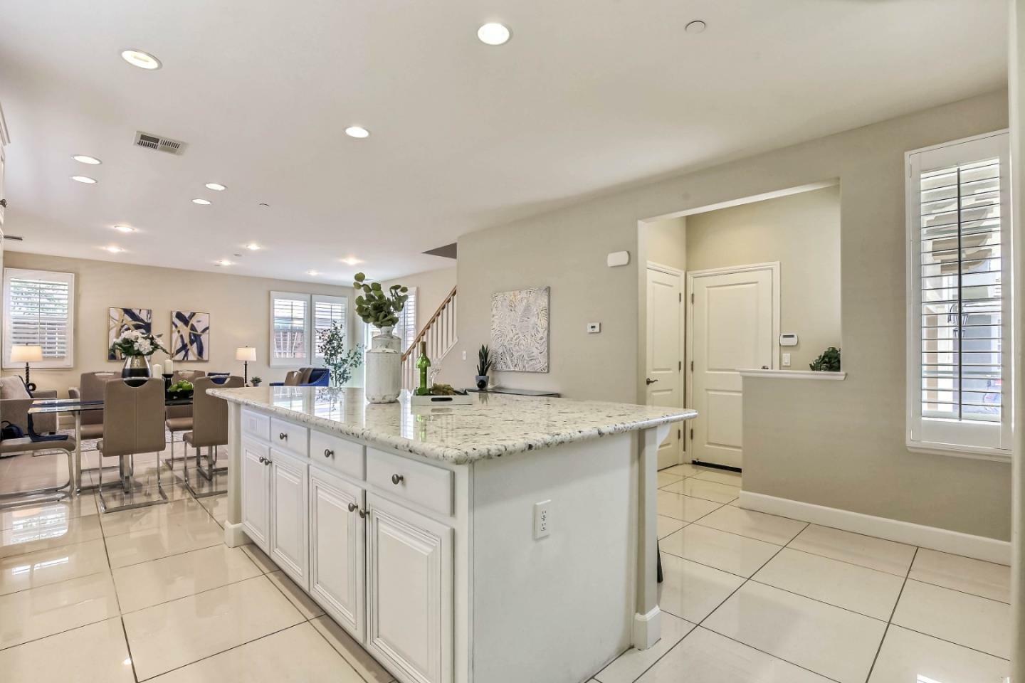 Property Photo: 3263 La Rochelle Way CA 95135