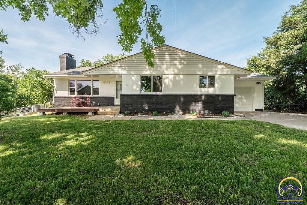Property Photo: 2335 SW Davis Dr KS 66614