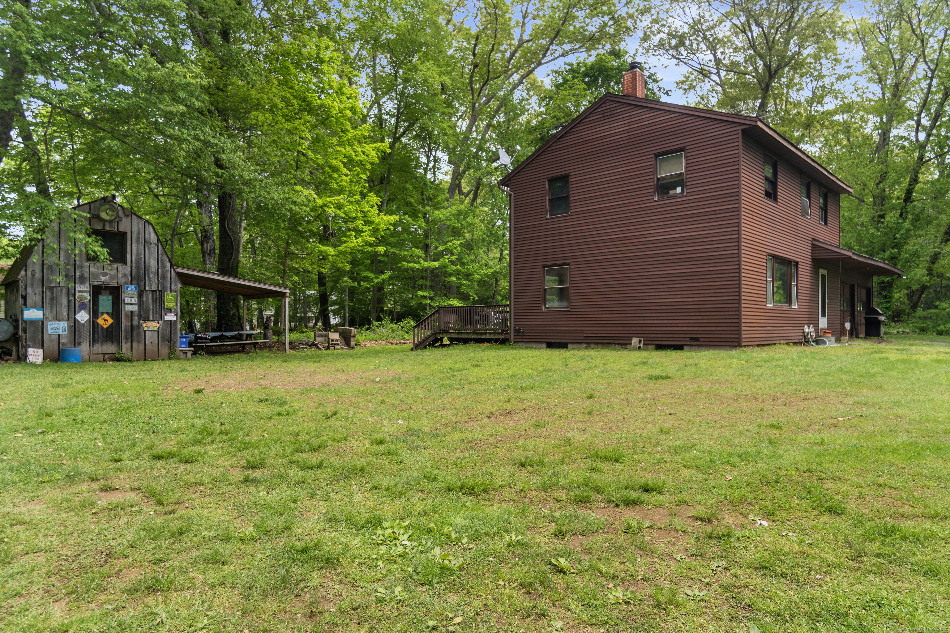 Property Photo: 11 Glover Avenue CT 06371