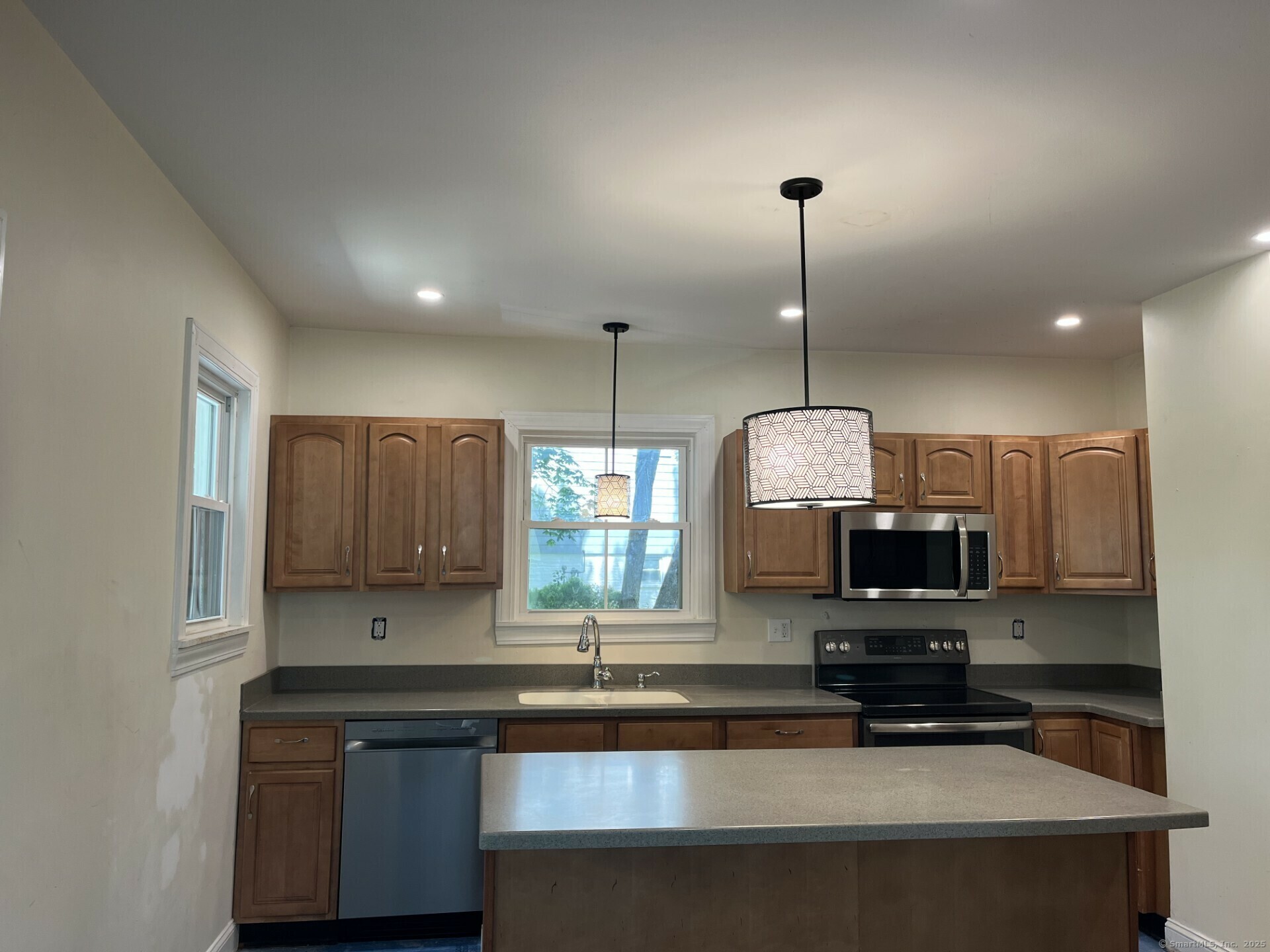 Property Photo: 15 Konomoc Street CT 06320