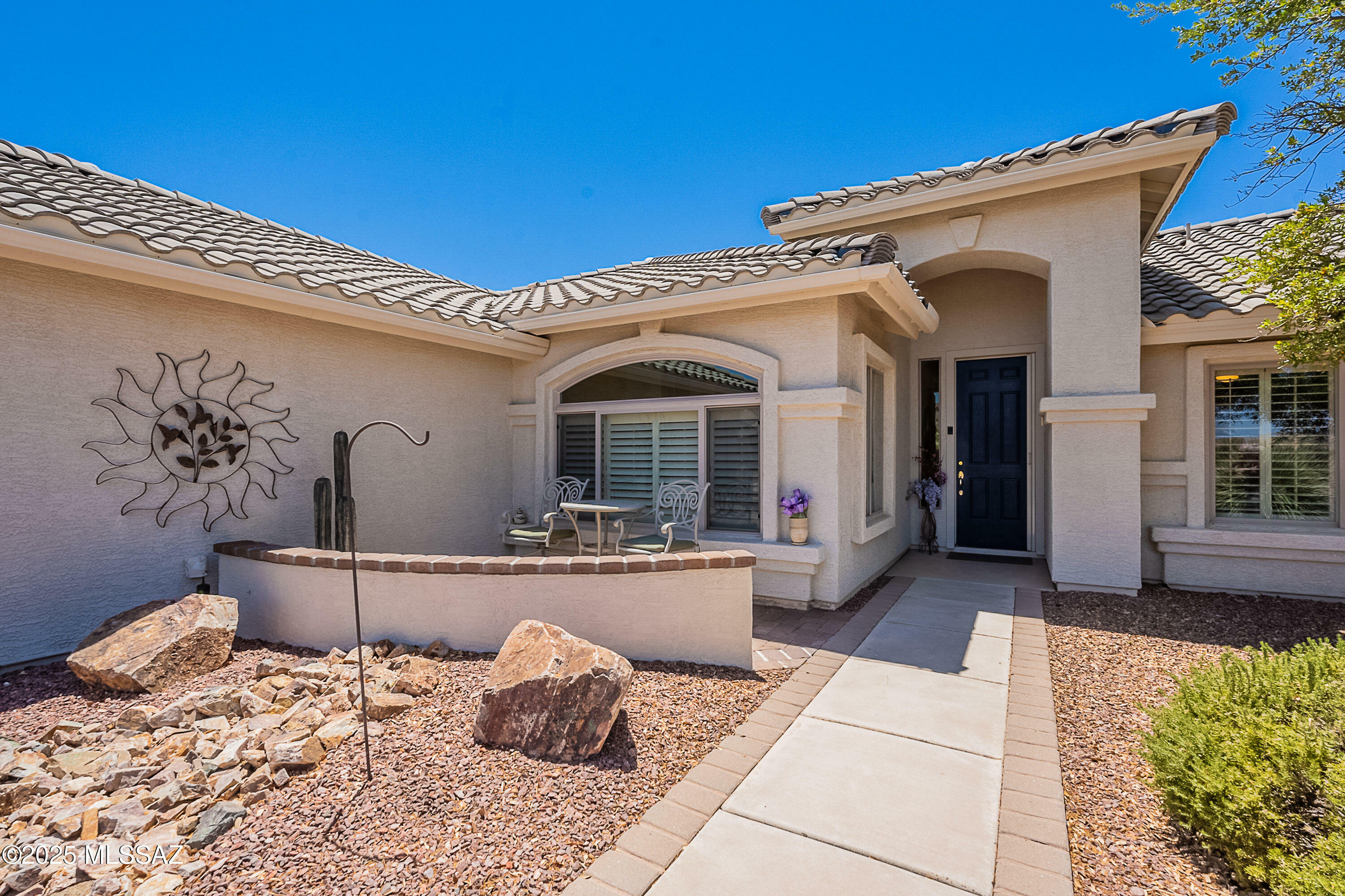 Property Photo: 2146 E Bluejay Vista Lane AZ 85614
