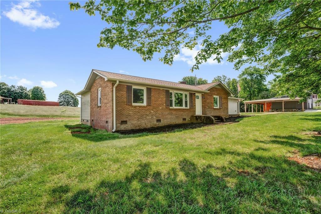 Property Photo: 4470 Nc Highway 8 NC 27016