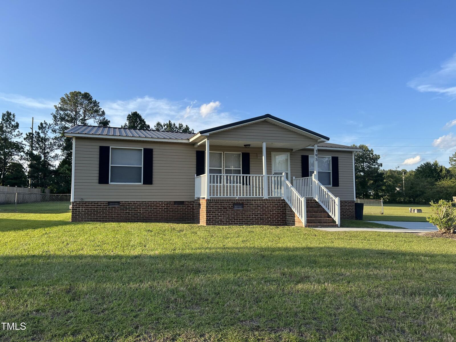 Property Photo:  195 Washington Lane  NC 28326 