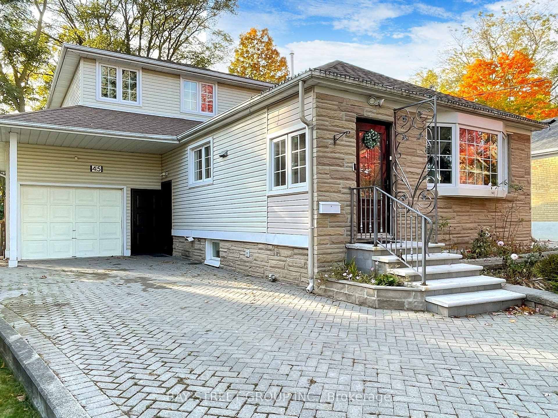 Property Photo: 45 Enfield Avenue ON M8W 1T6