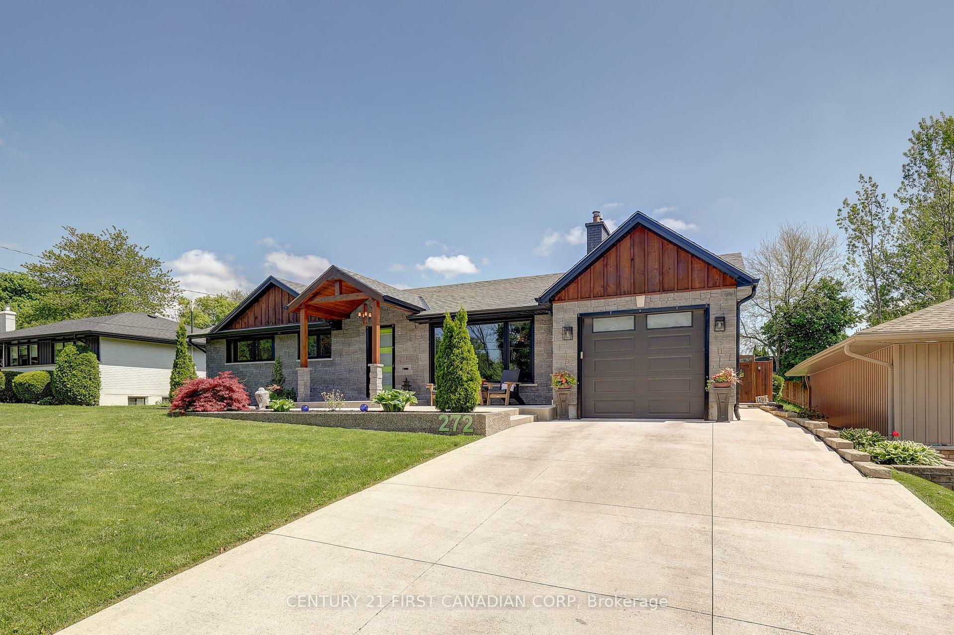 Photo de la propriété: 272 Deer Park Circle ON N6H 3C1