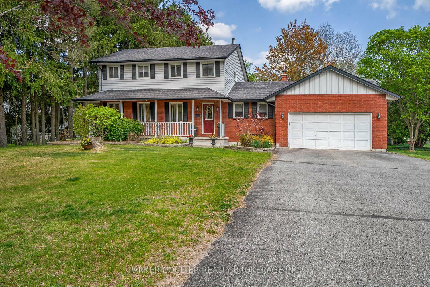 Property Photo: 41 Lawrence Avenue ON L9X 0C6