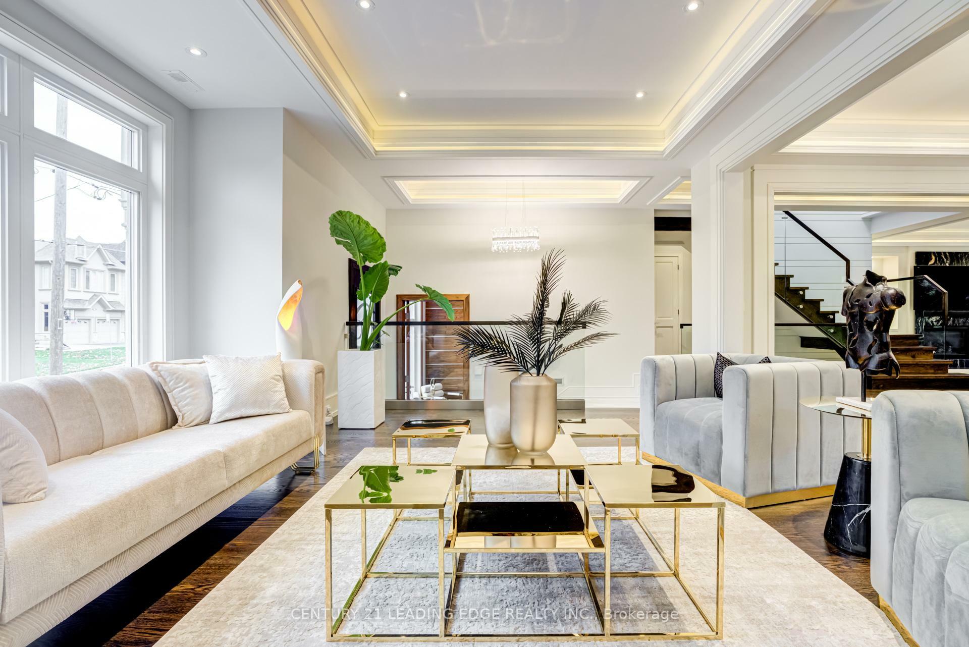 Property Photo: 179 Burndale Avenue ON M2N 1T1