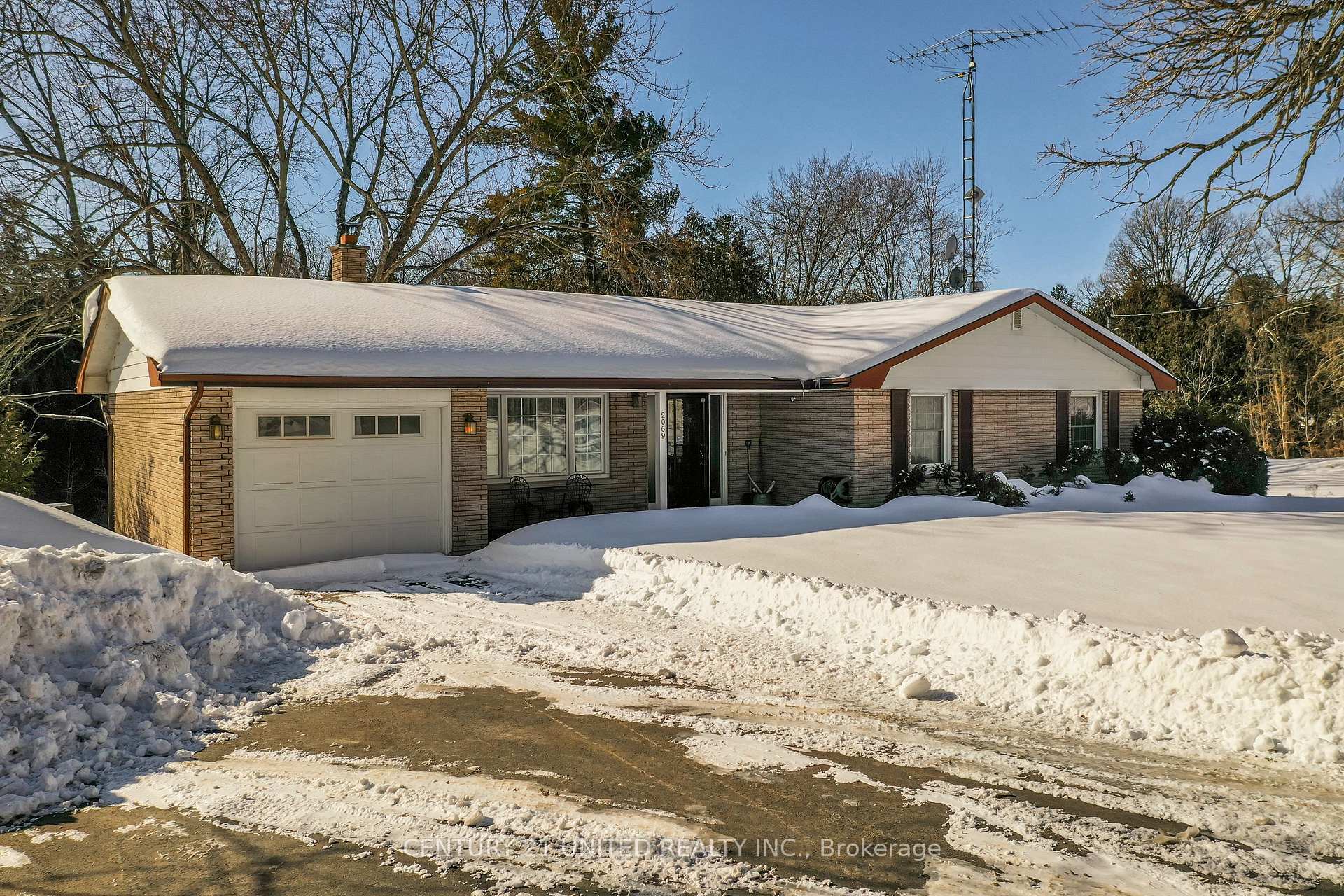 Property Photo: 2069 Young'S Point Road ON K0L 2H0