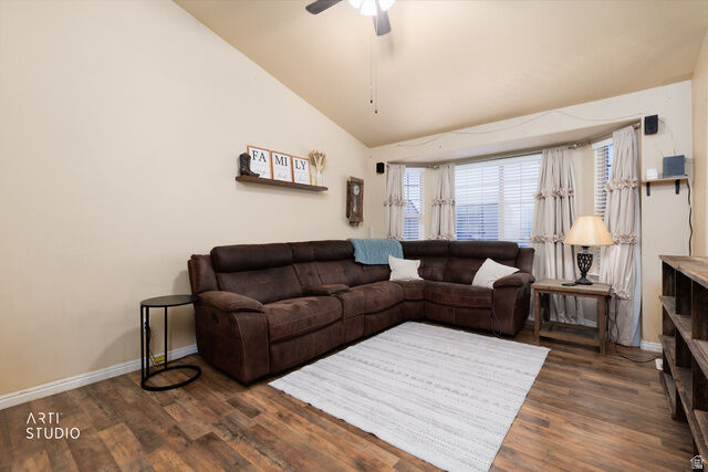 Property Photo:  78 N Peach St E  UT 84655 