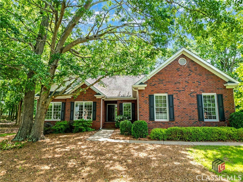 Property Photo: 1090 Lane Creek Circle GA 30677