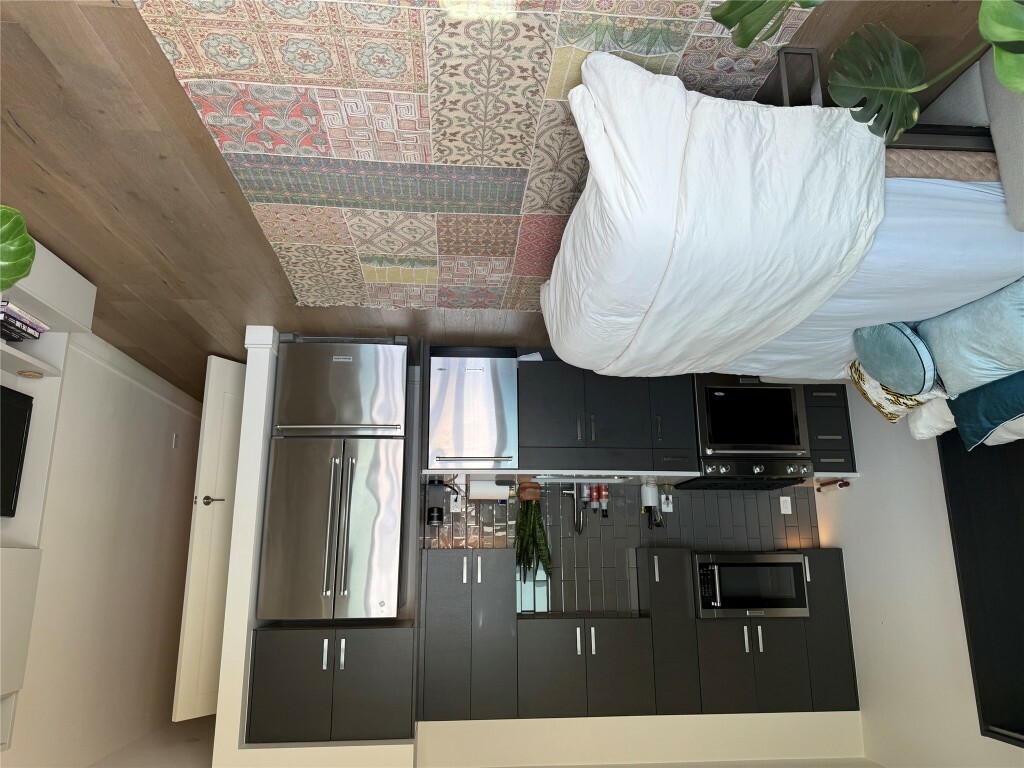 Property Photo: 222 West Avenue 1006 TX 78701