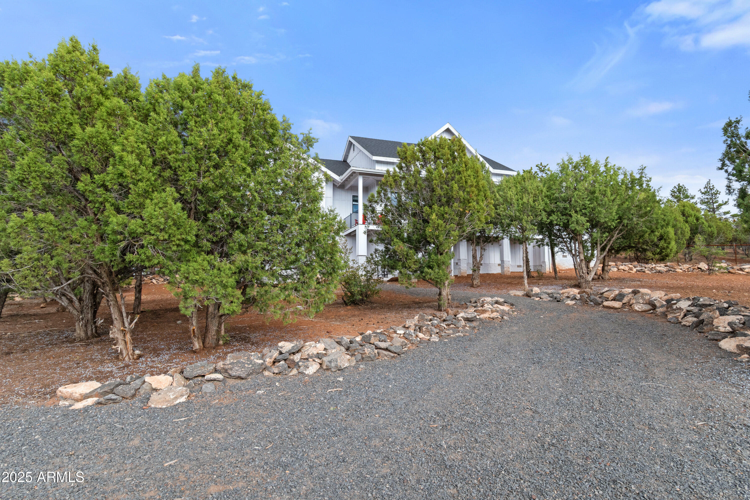 Property Photo: 1305 N 22nd Avenue AZ 85901