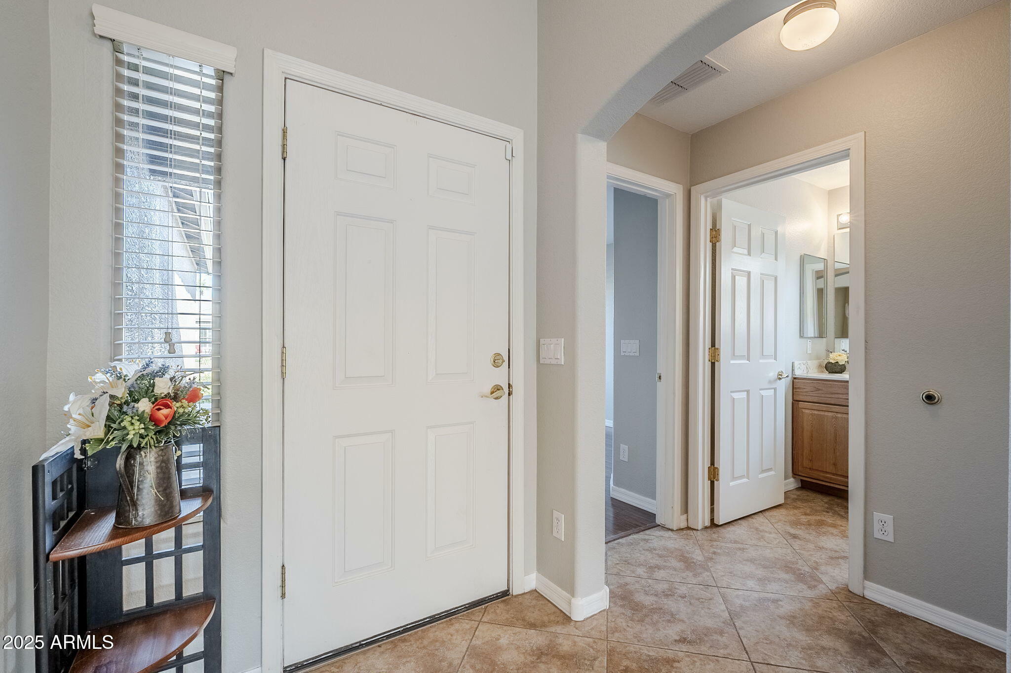 Property Photo: 3649 E Hazeltine Way AZ 85249