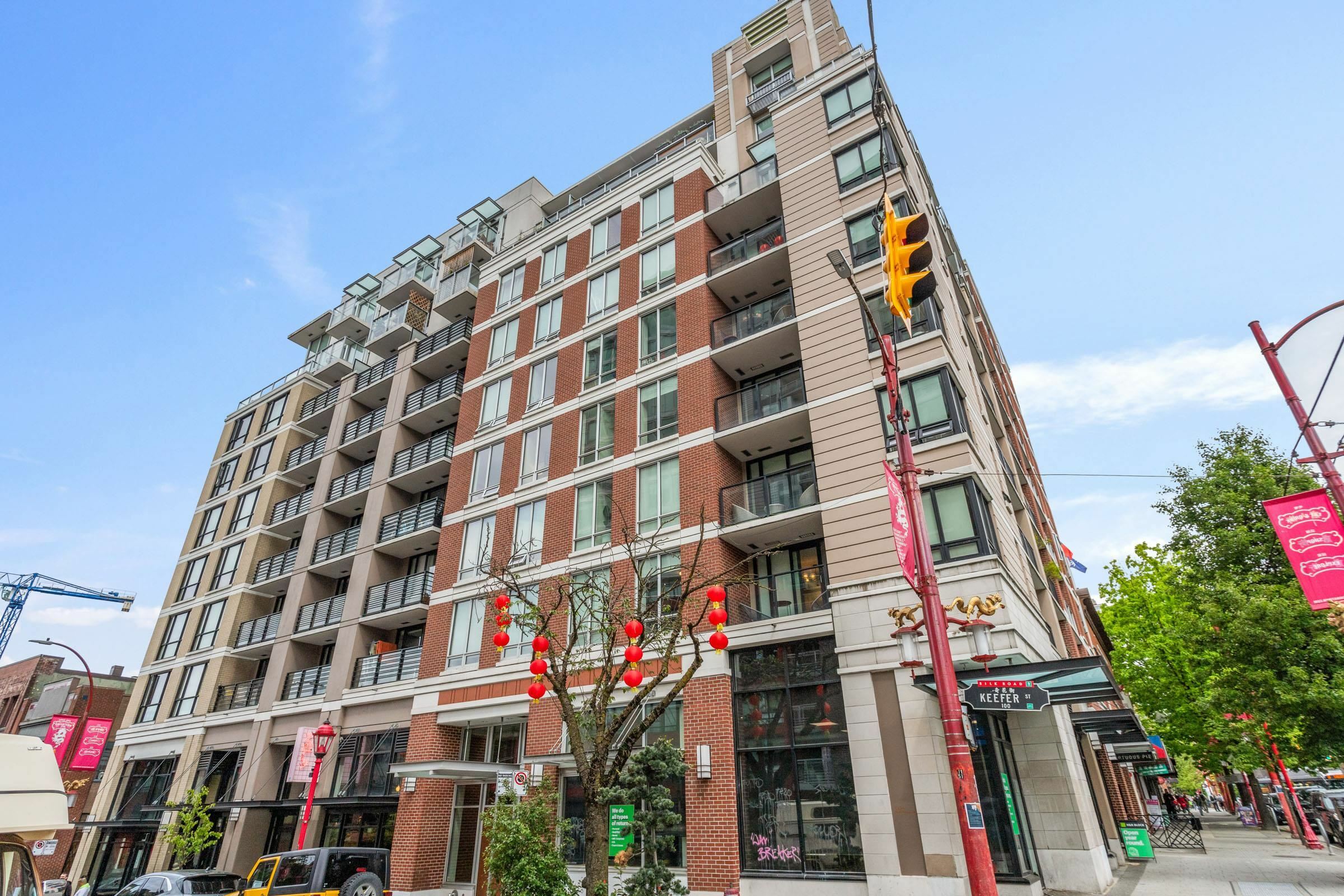 Property Photo: 189 Keefer Street 705 BC V6A 0C8