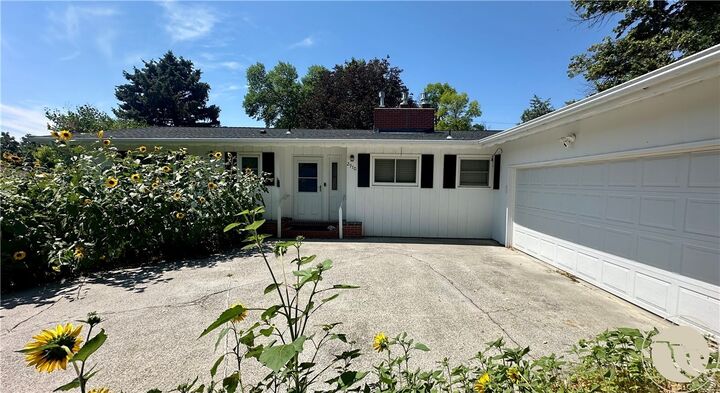 Property Photo: 2910 Glacier Drive MT 59102