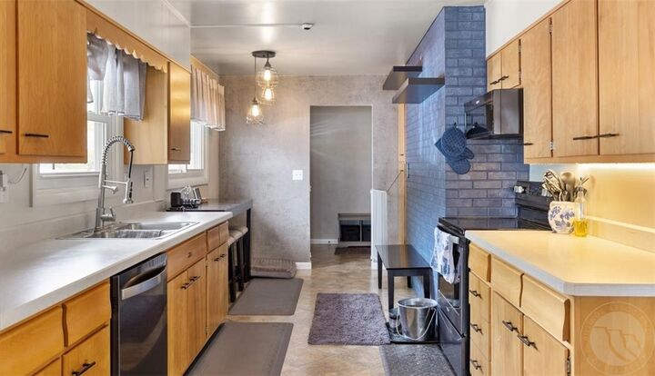 Property Photo:  2910 Glacier Drive  MT 59102 
