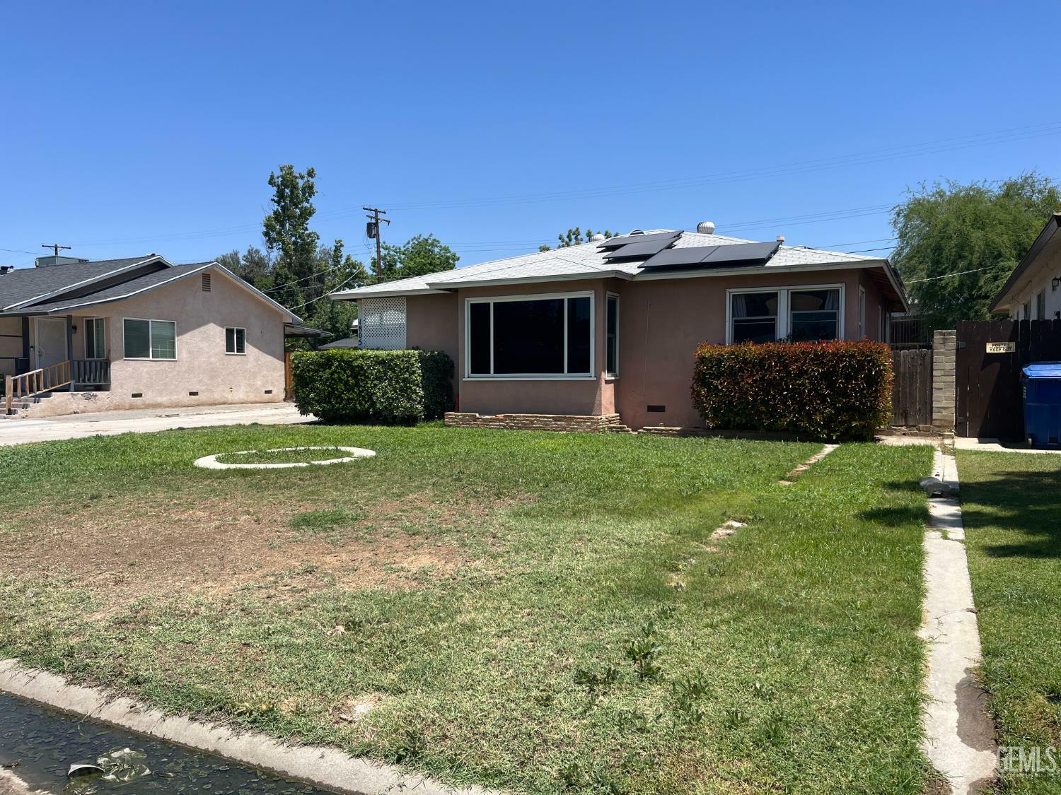 Property Photo: 1805 Morgan Lane CA 93306