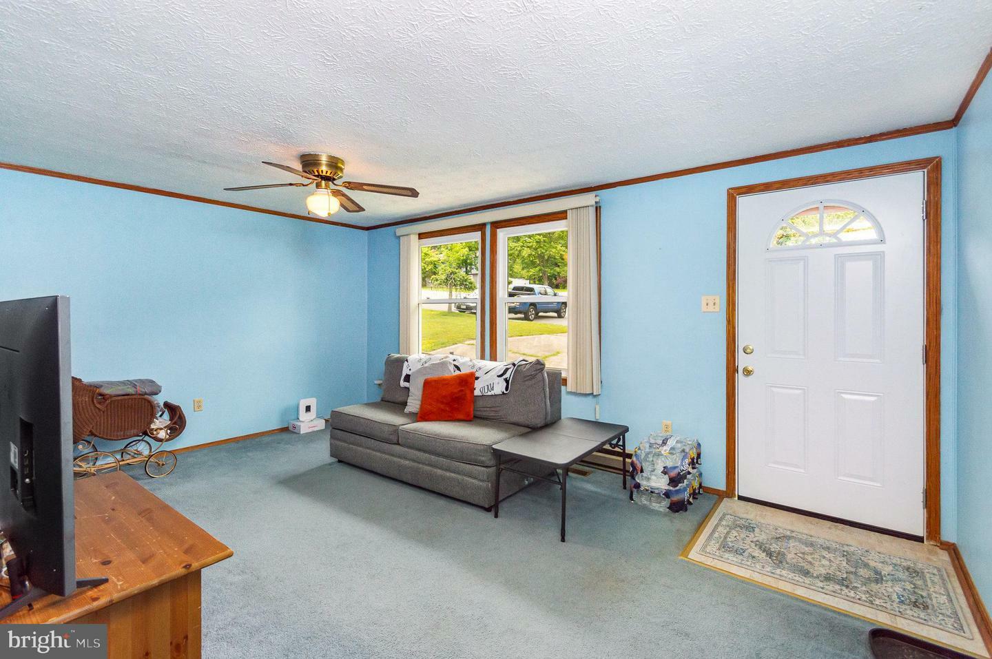 Property Photo: 2407 Oakwood Court MD 20616
