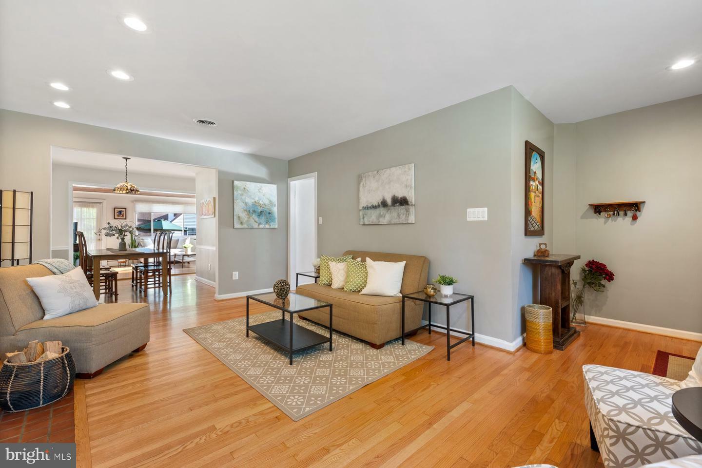 Property Photo: 5002 Flanders Avenue MD 20895