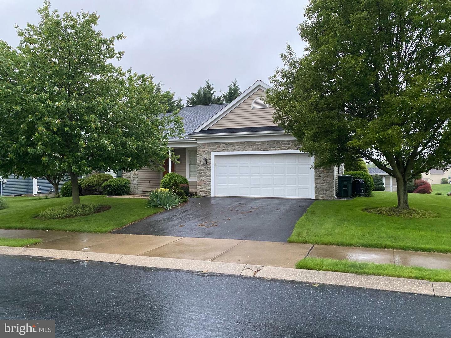 Property Photo: 15 Reagan Drive PA 17522