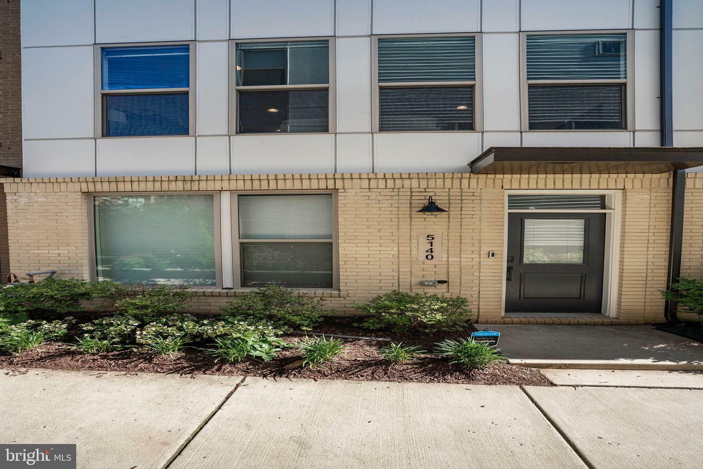 Property Photo: 5140 Longstone Way MD 20852