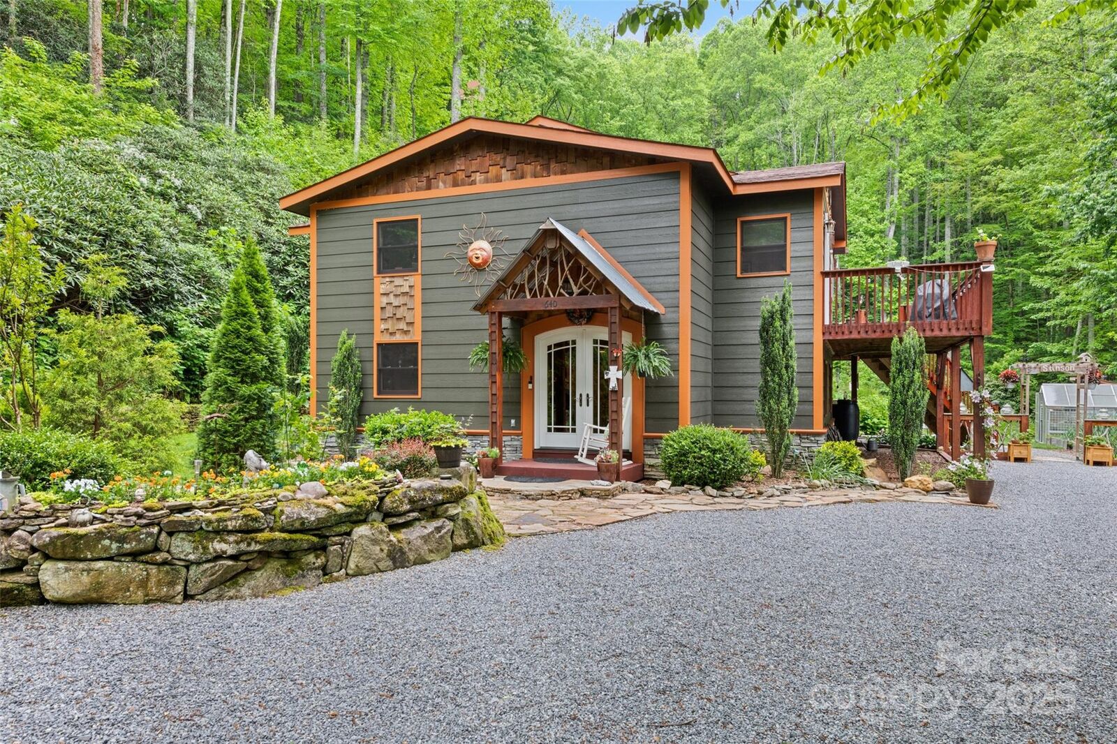 Property Photo: 640 Pot Leg Road NC 28785