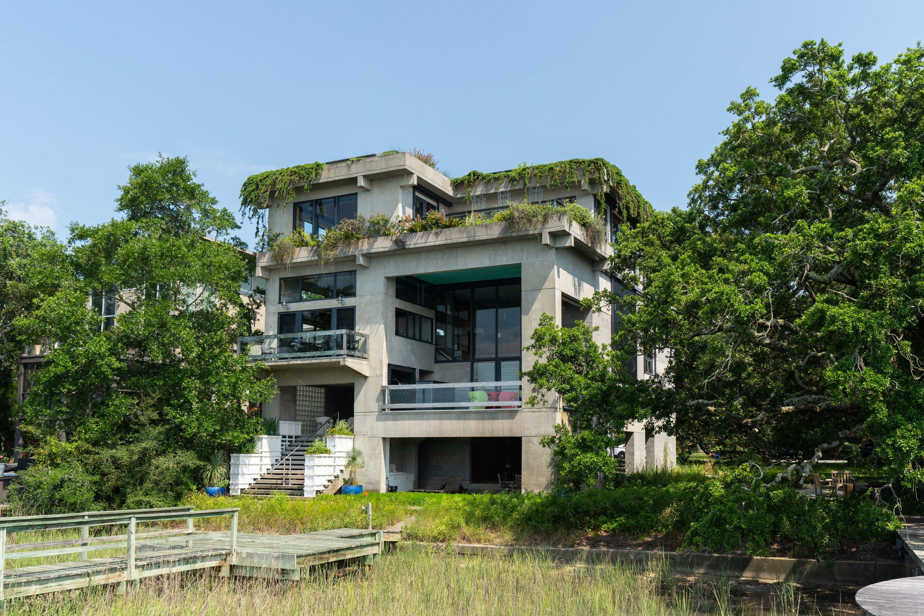 Property Photo: 905 Palm Boulevard SC 29451