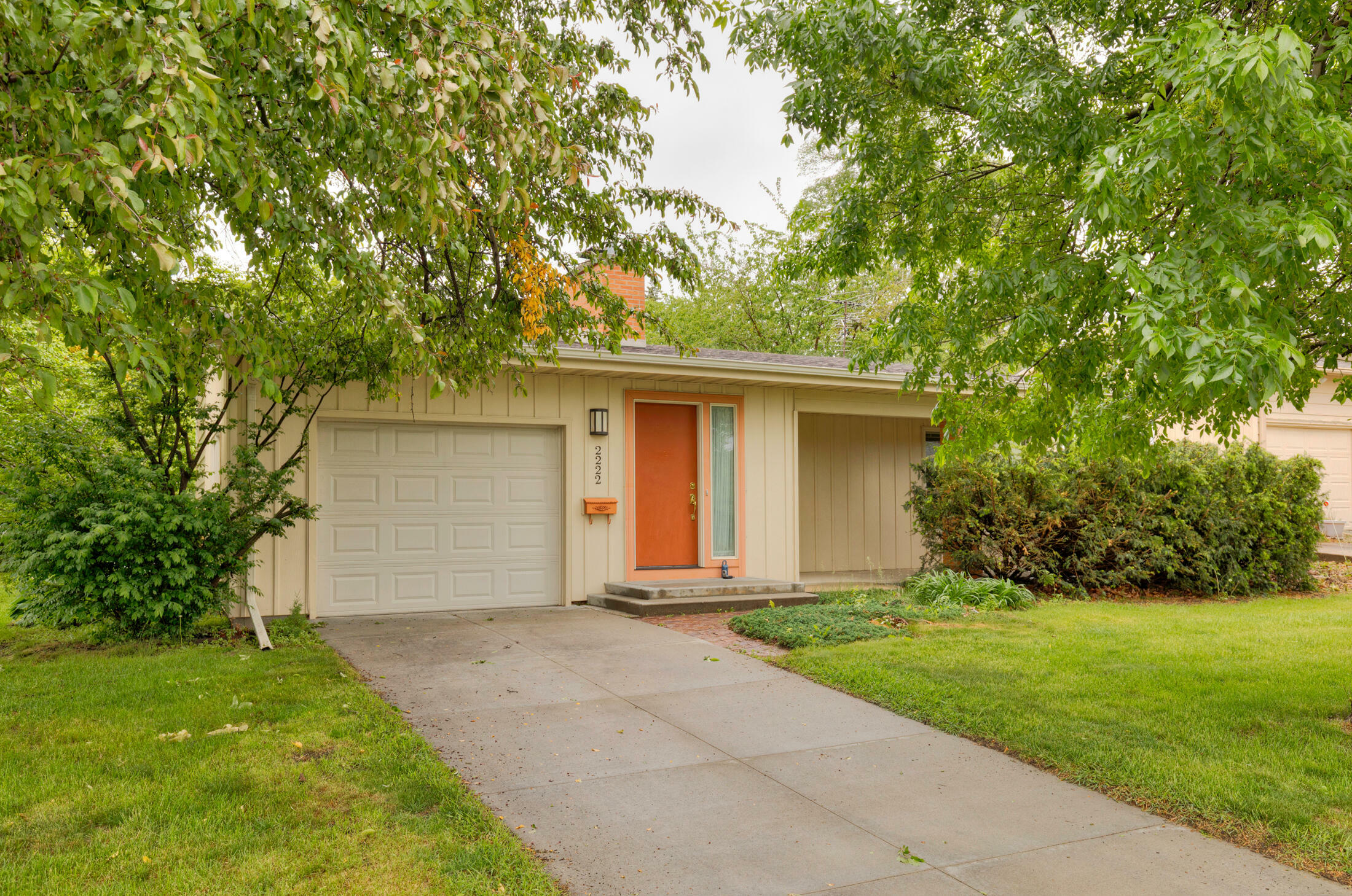 Property Photo: 2222 Barr Drive IA 50010