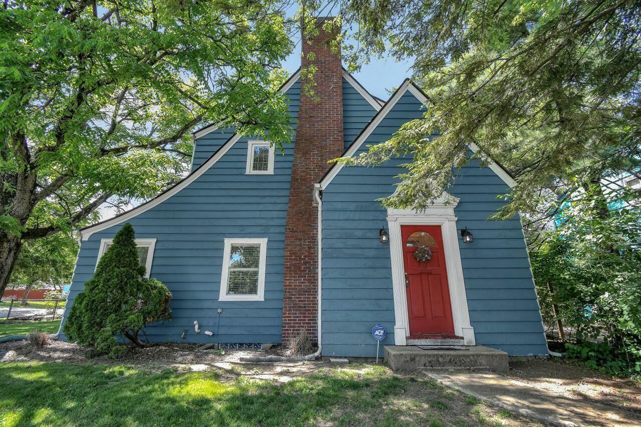 Property Photo: 297 S James Road OH 43213