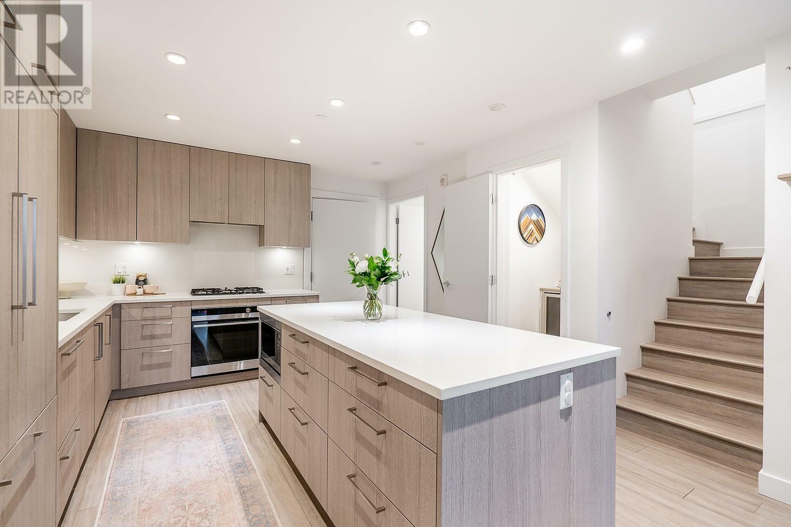 Property Photo: 733 East 3rd Street 109 BC V7L 1G8