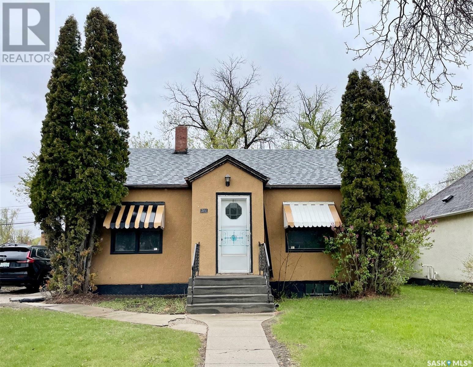 Property Photo: 211 Broadway Street W SK S3N 0M9
