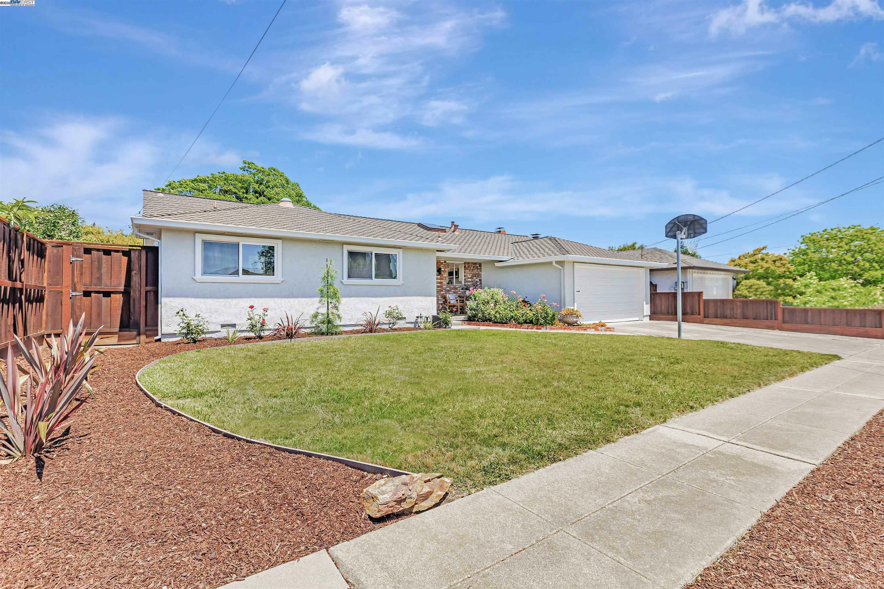 Property Photo: 37972 Ballard Dr CA 94536