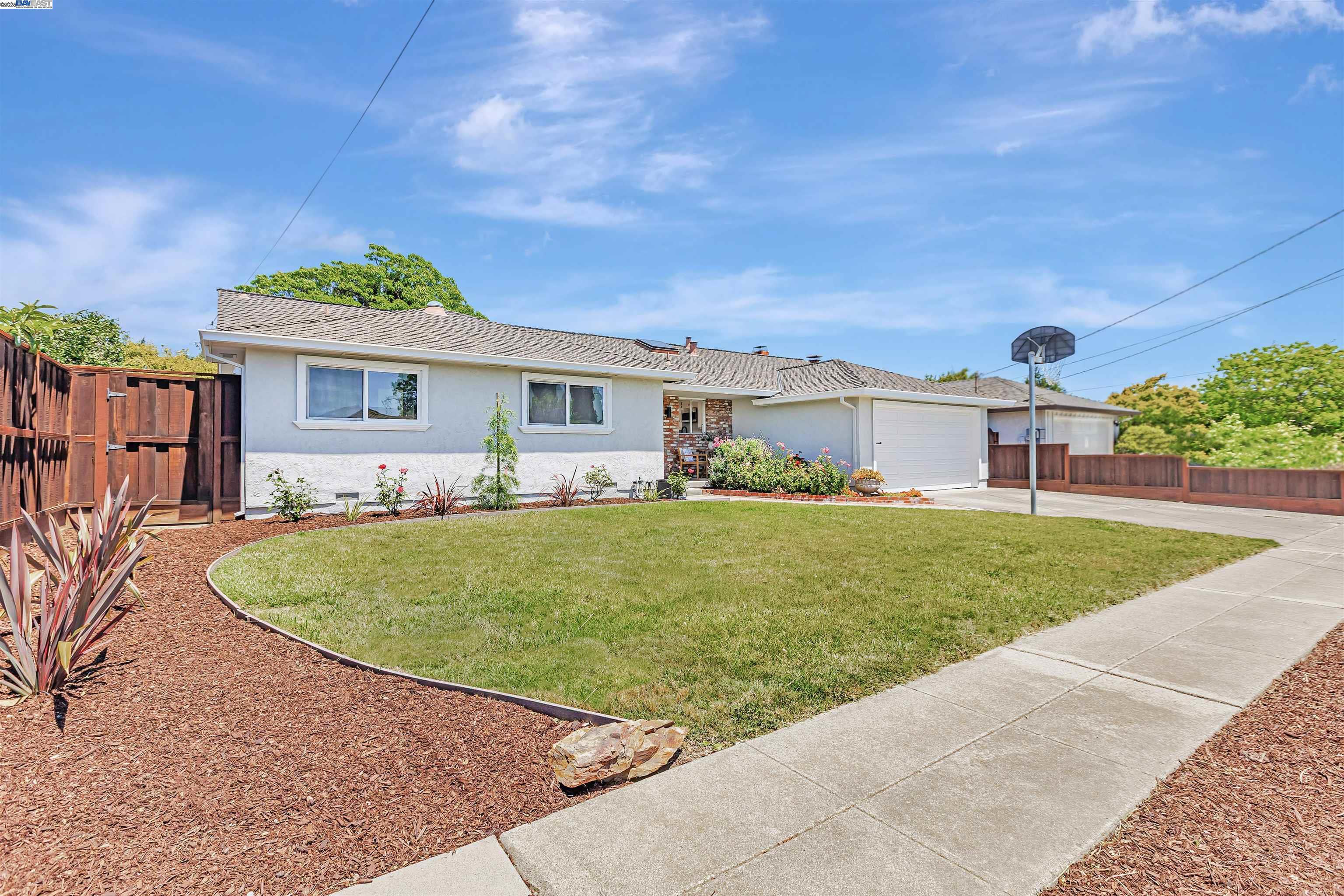 Property Photo: 37972 Ballard Dr CA 94536