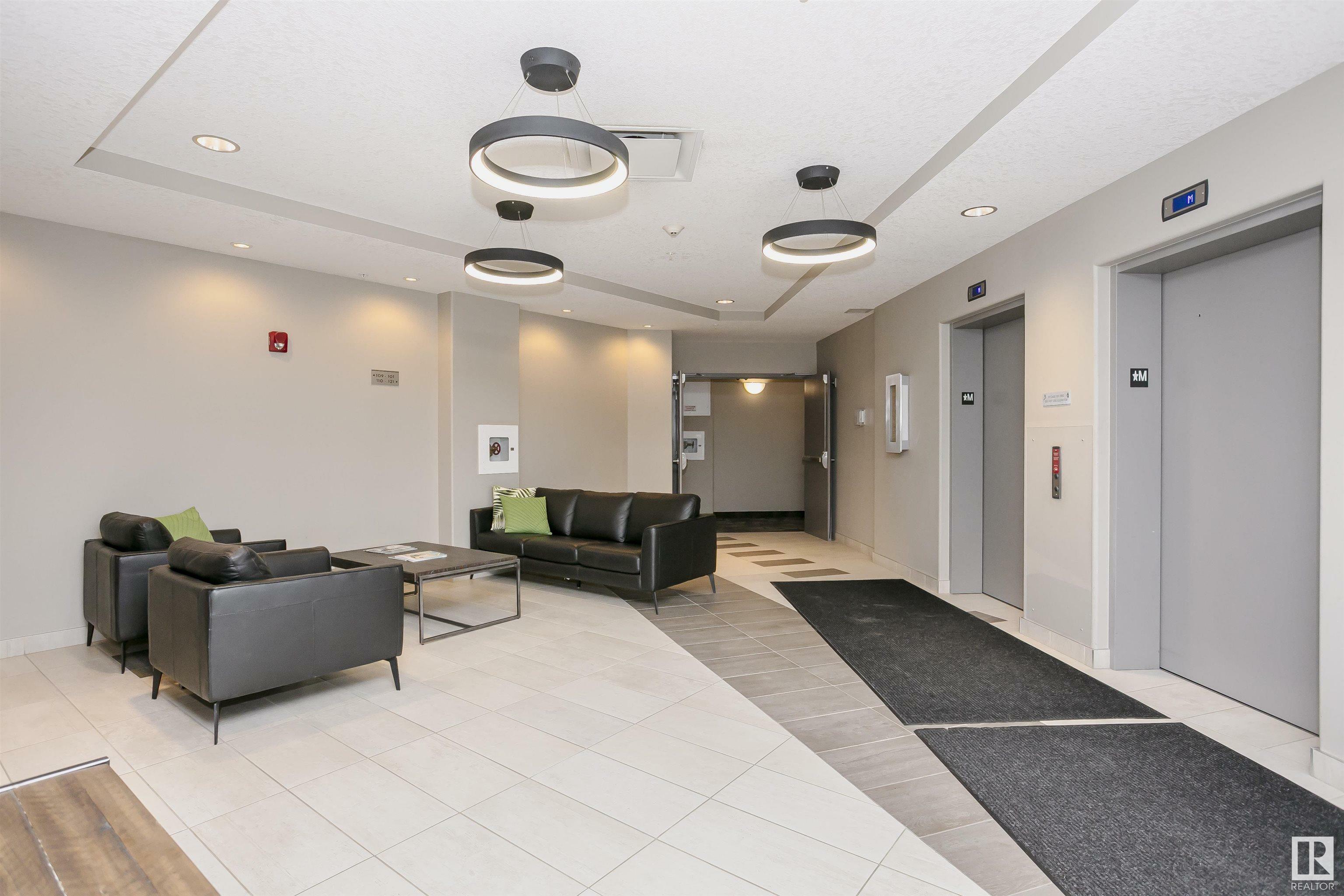 Photo de la propriété: 7508 Getty Gate Gate NW 418 AB T5T 7E6