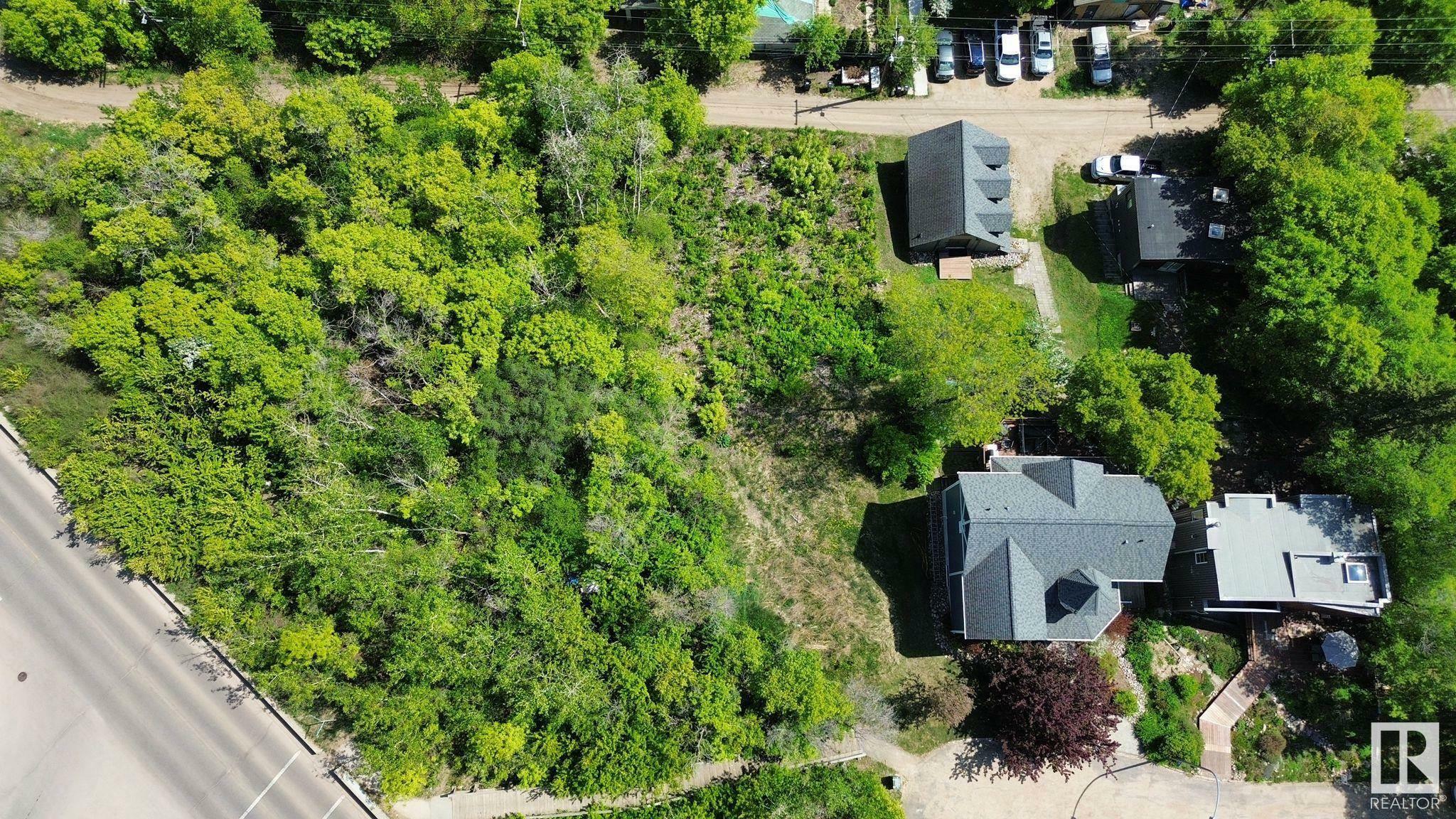 Property Photo: 10173 93 Street NW AB T5H 1W8