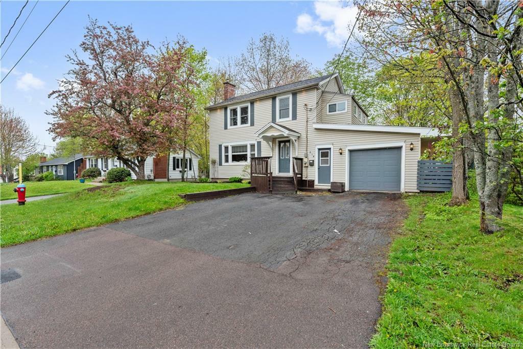 Photo de la propriété: 614 Cleveland Avenue NB E1B 1Y6