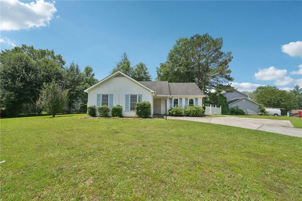 Property Photo: 742 Redland Drive GA 30238