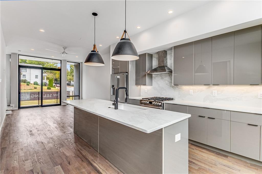 Property Photo:  105 Georgia Avenue SE 3  GA 30312 