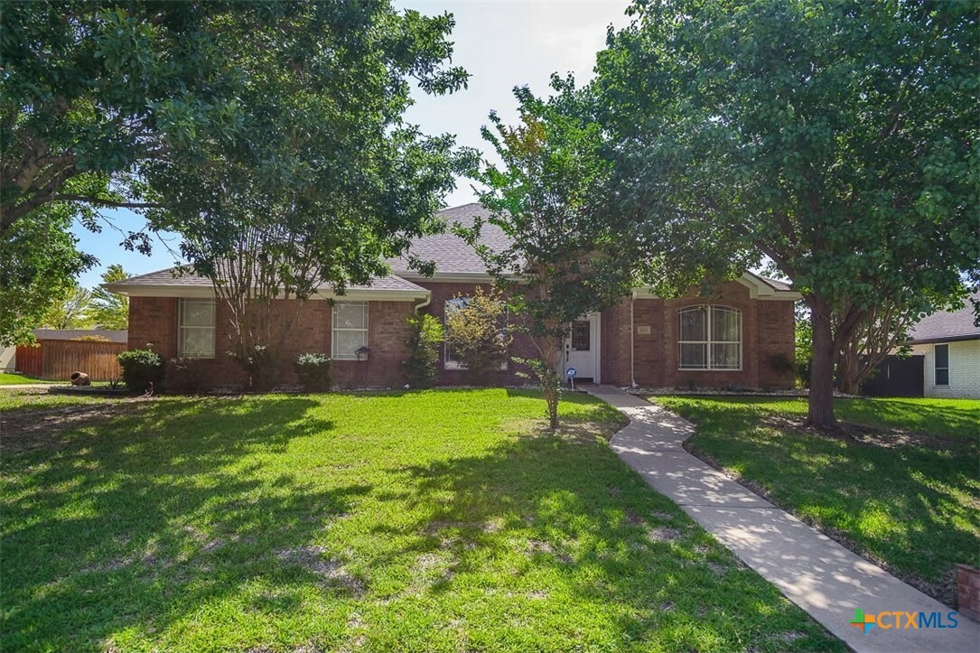 Property Photo: 2015 Kangaroo Trail TX 76548