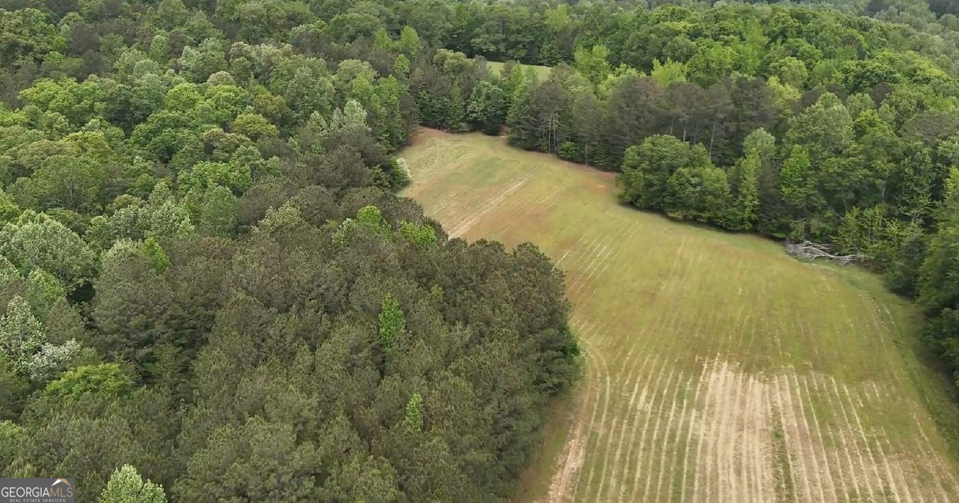 Property Photo: 1927 Rowe Road GA 30188